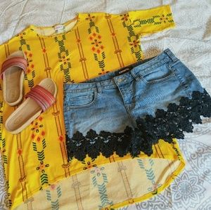 Express Relaxed Low Rise Shorts